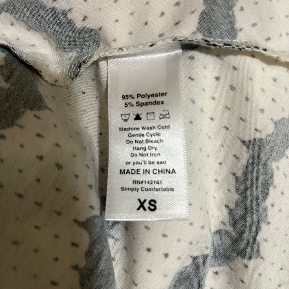 LuLaRoe Carly Dress (no pocket) XS black and white - Picture 2 of 3